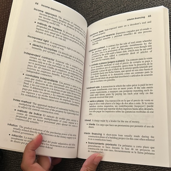 Book for bienes raíces dictionary English to Spanish real estate dictionary - Picture 3 of 3